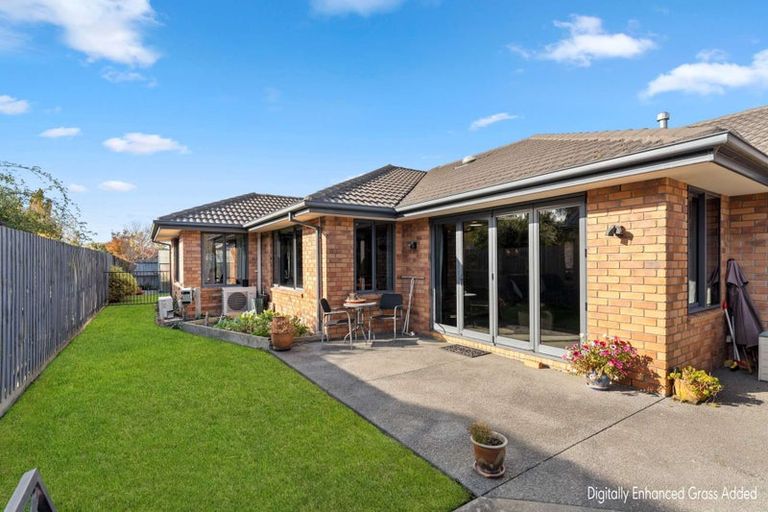 Photo of property in 5 Highfield Lane, Rangiora, 7400