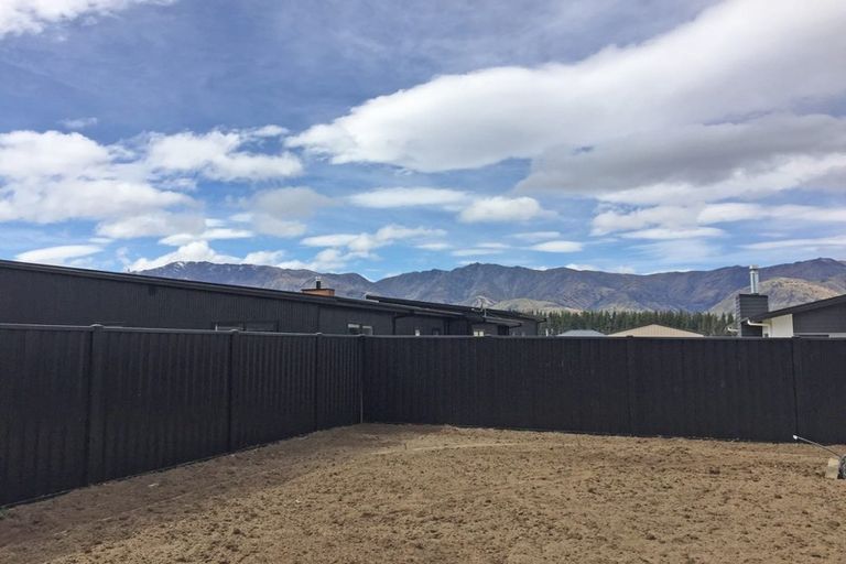 Photo of property in 4 Teal Place, Lake Hawea, Wanaka, 9382