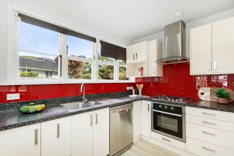 Photo of property in 18 Kipling Street, Johnsonville, Wellington, 6037