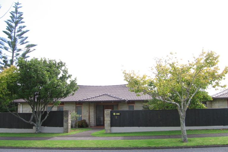 Photo of property in 2 Hill Rise, Sunnyhills, Auckland, 2010
