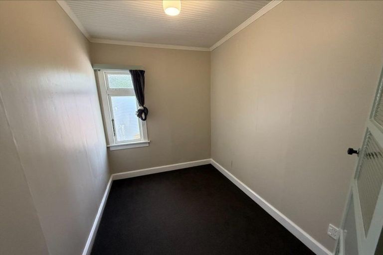 Photo of property in 8 Gurr Place, Aramoho, Whanganui, 4500