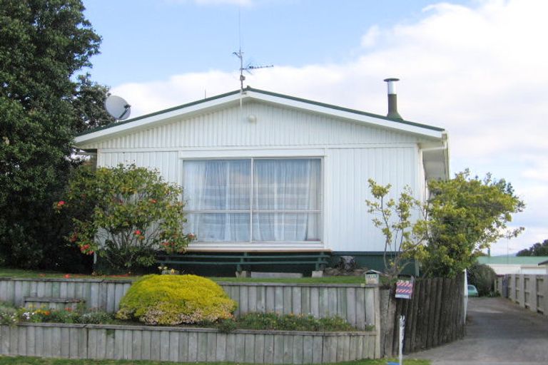 Photo of property in 812 Papamoa Beach Road, Papamoa Beach, Papamoa, 3118