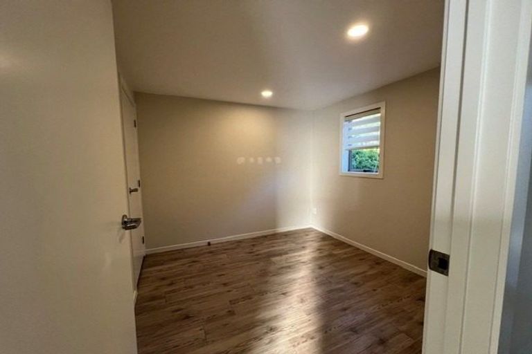 Photo of property in 41 Clayburn Road, Glen Eden, Auckland, 0602