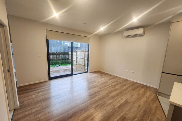 Photo of property in 4/2 Miami Street, Mangere East, Auckland, 2024