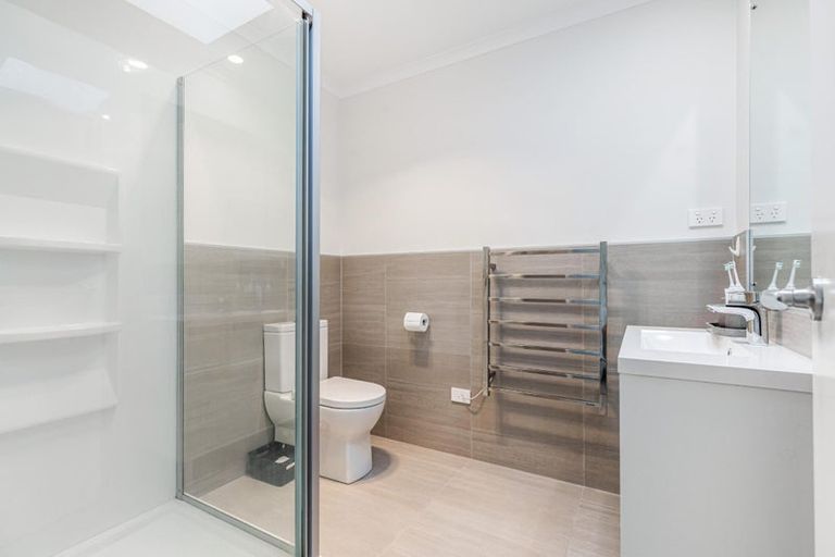 Photo of property in 9 Ambar Ridge Avenue, Massey, Auckland, 0614