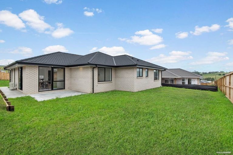 Photo of property in 11 Paul Way, Pokeno, 2402