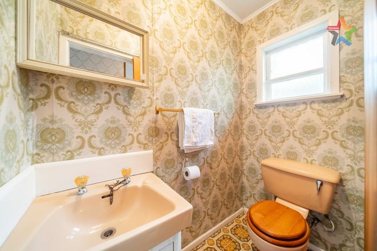 Photo of property in 32 Maymorn Road, Te Marua, Upper Hutt, 5018