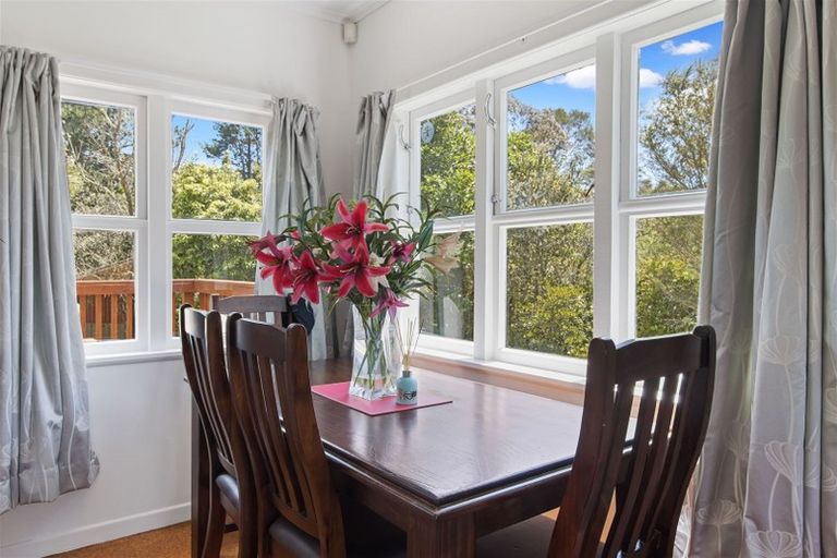 Photo of property in 6 Woodside Road, Massey, Auckland, 0614