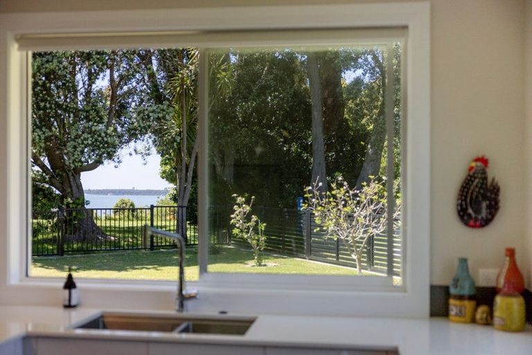 Photo of property in 5 Gellibrand Place, Omokoroa, 3114