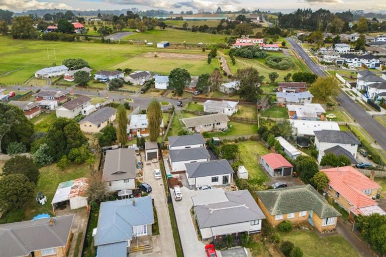 Photo of property in 44 Birdwood Road, Pukekohe, 2120