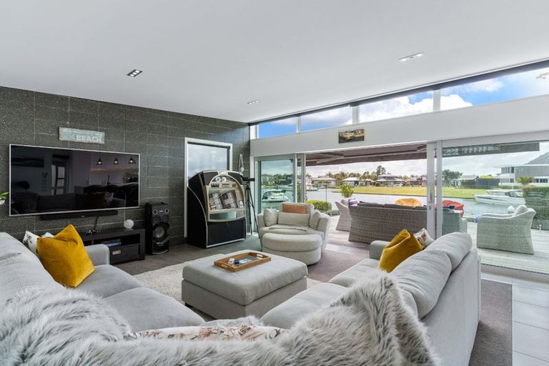 Photo of property in 122 Motu Hei, Pauanui, Hikuai, 3579