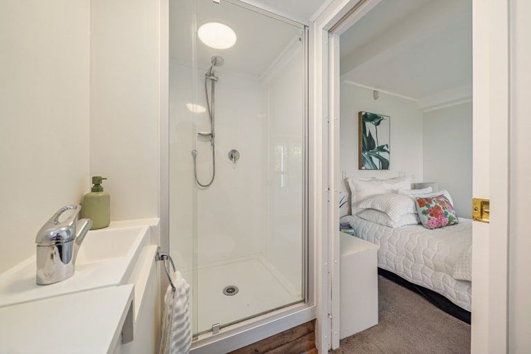 Photo of property in 276 Maungaraki Road, Maungaraki, Lower Hutt, 5010