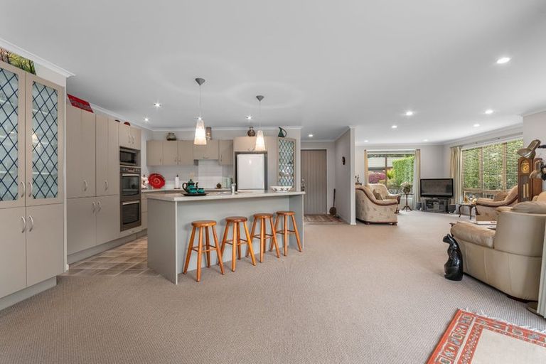 Photo of property in 6 Tieke Place, Horahora, Whangarei, 0110