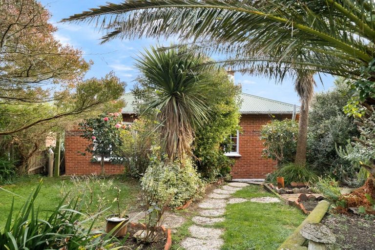 Photo of property in 23 Minto Street, Andersons Bay, Dunedin, 9013