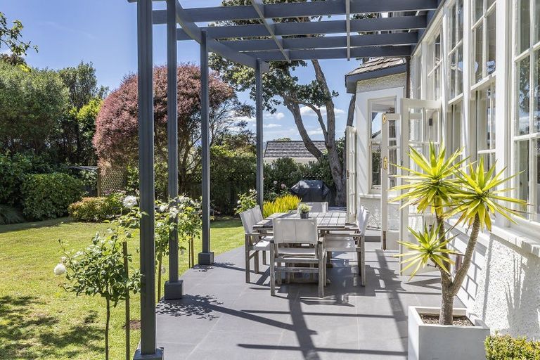 Photo of property in 7 Burnham Street, Seatoun, Wellington, 6022