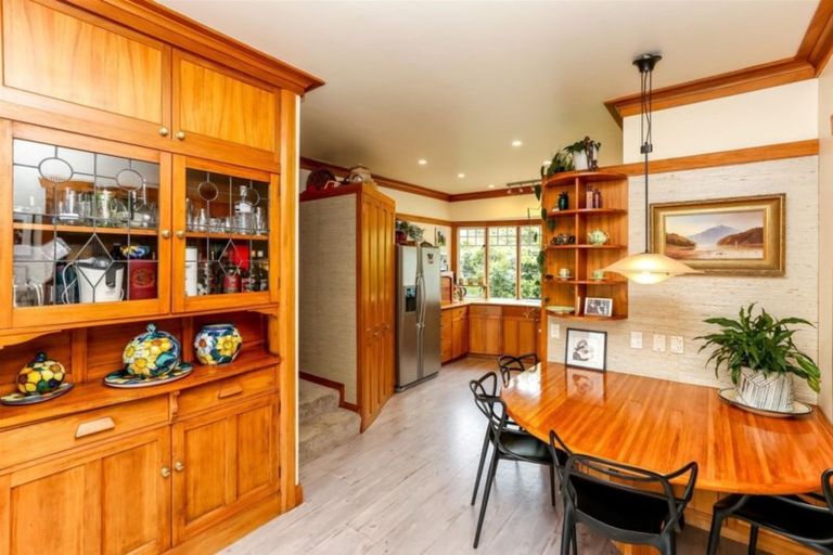 Photo of property in 39 Fillis Street, New Plymouth, 4310