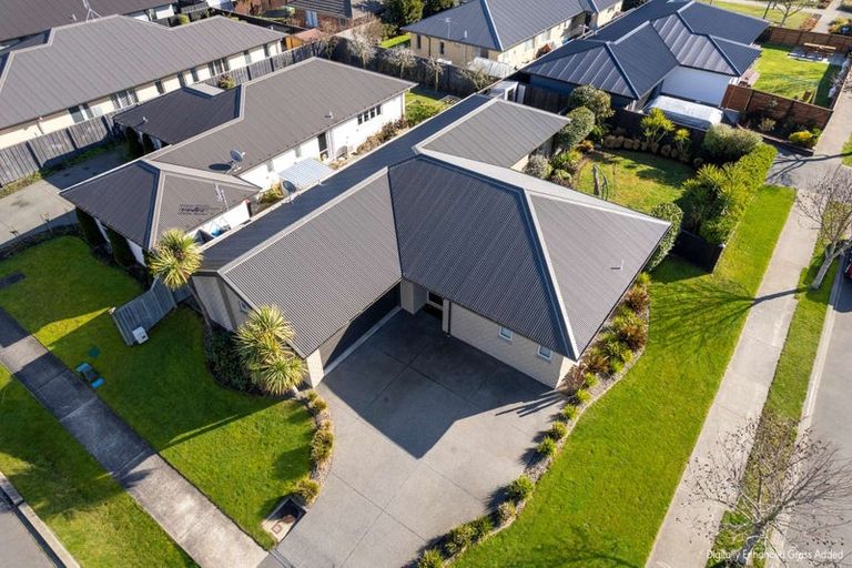 Photo of property in 7 Seaward Street, Pegasus, 7612