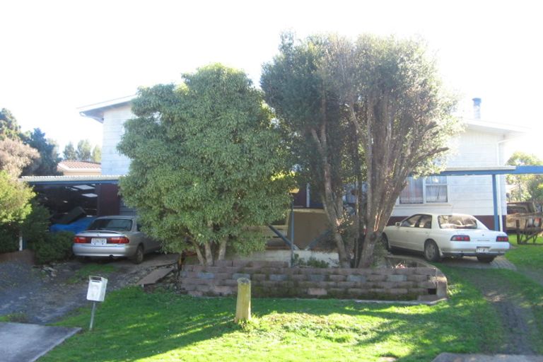 Photo of property in 5 Snowden Place, Opaheke, Papakura, 2113