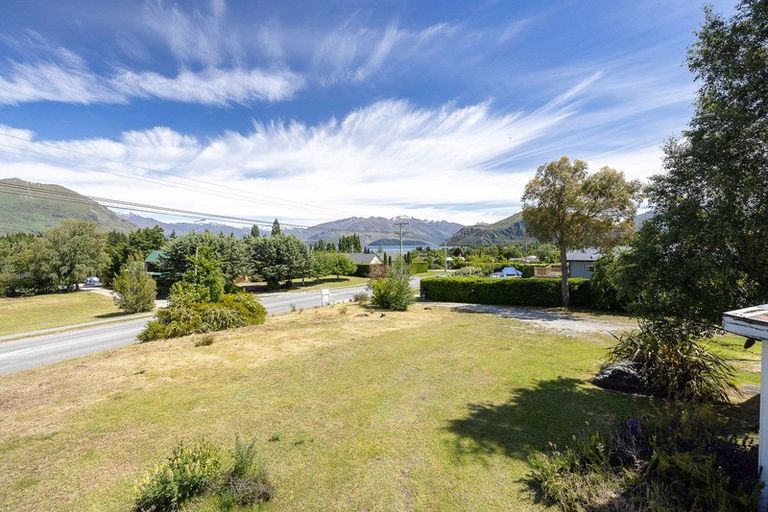 Photo of property in 97 Beacon Point Road, Wanaka, 9305