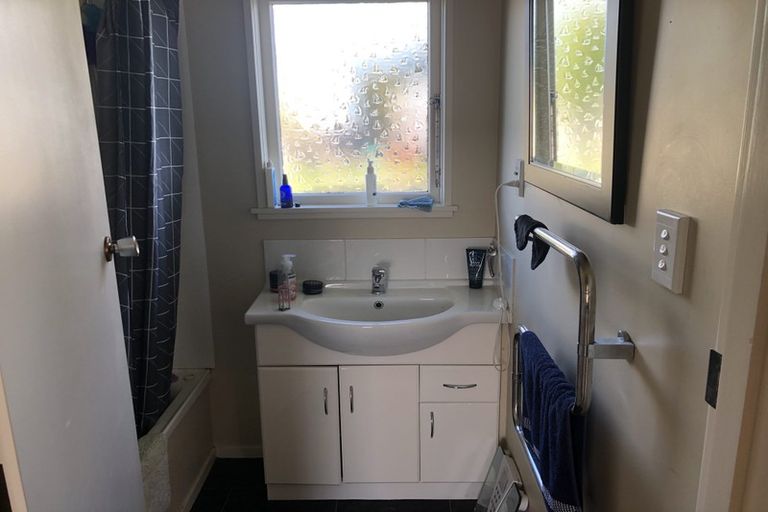 Photo of property in 19 Lipscombe Crescent, Havelock North, 4130