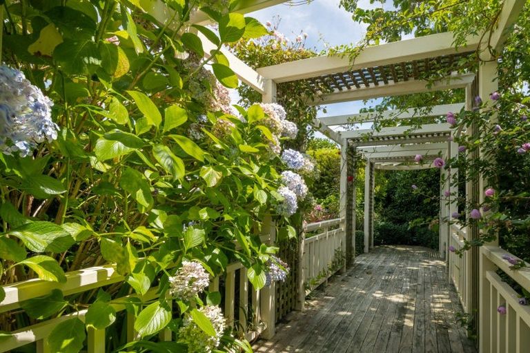 Photo of property in 1 Beach Road, Waikawa, Picton, 7220