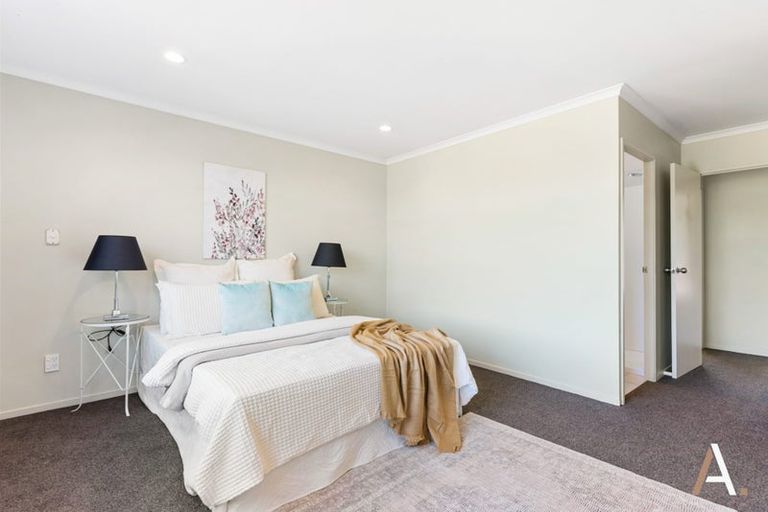 Photo of property in 8 Lime Crescent, Papakura, 2110