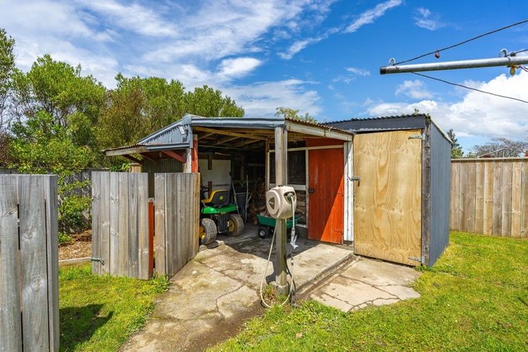 Photo of property in 222 High Street North, Carterton, 5713