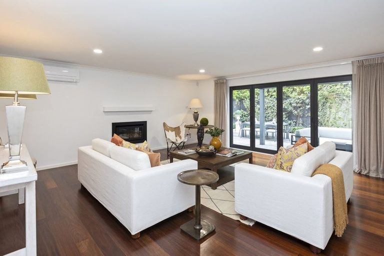 Photo of property in 7b Rossall Street, Merivale, Christchurch, 8014