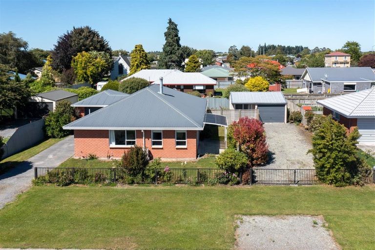 Photo of property in 32 Rolleston Street, Rakaia, 7710