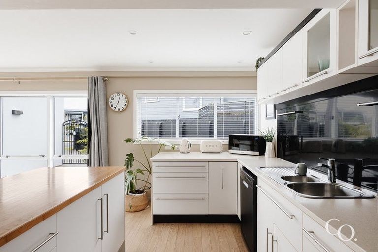 Photo of property in 233a Range Road, Papamoa Beach, Papamoa, 3118