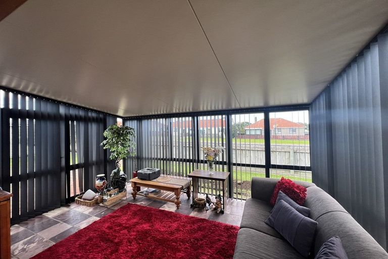 Photo of property in 18 Seymour Street, Waitara, 4320