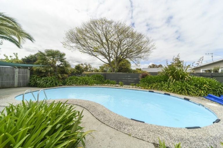 Photo of property in 76 Long Melford Road, Awapuni, Palmerston North, 4412