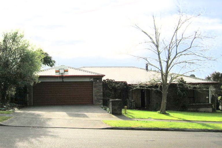 Photo of property in 28 Ashley Street, St Andrews, Hamilton, 3200