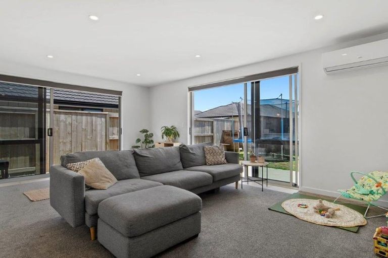 Photo of property in 37 Te Wharo Drive, Papamoa, 3118