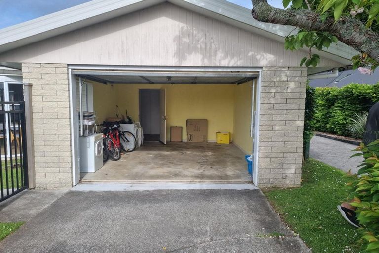 Photo of property in 425 Carrington Street, Upper Vogeltown, New Plymouth, 4310