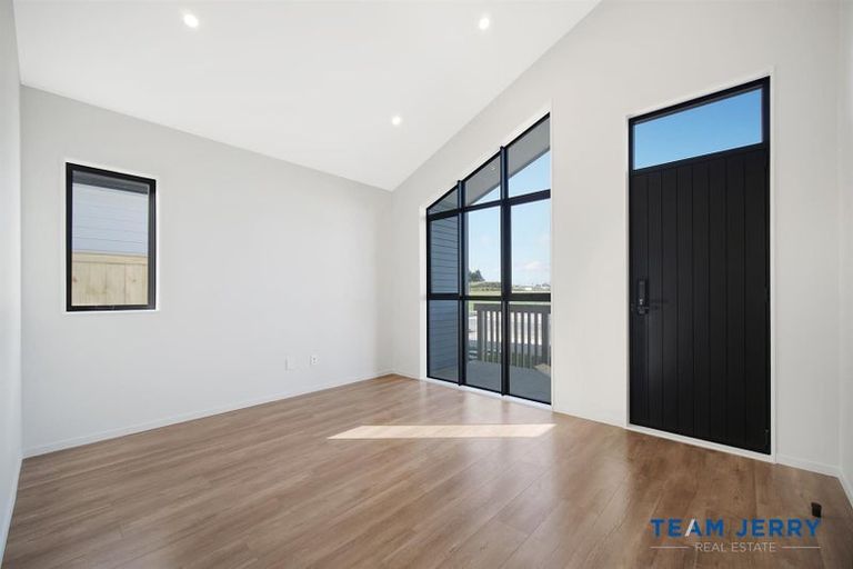 Photo of property in 27 Huringa Road, Karaka, Papakura, 2113