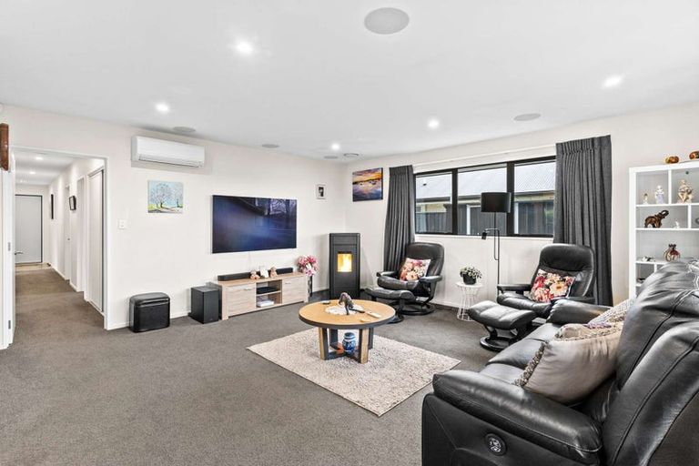 Photo of property in 6 Clegg Street, Woodend, 7610