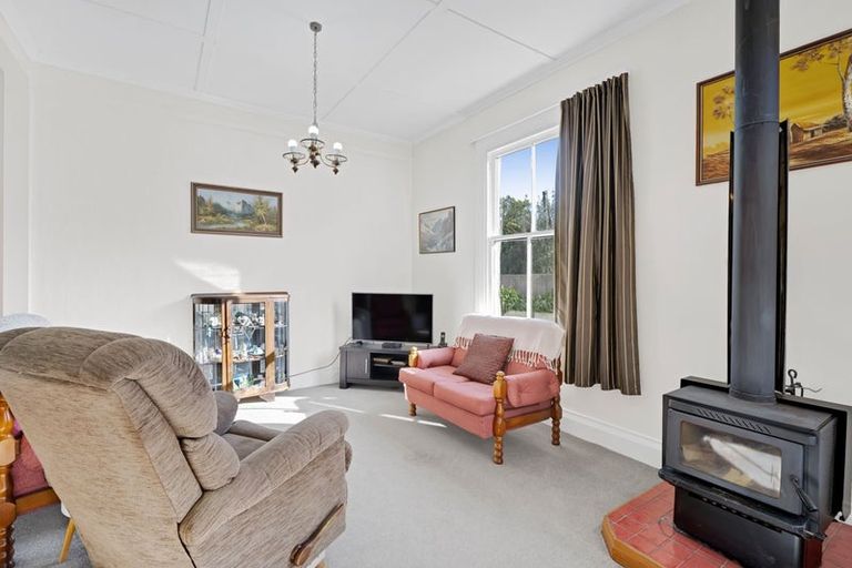 Photo of property in 409 Ohangai Road, Hawera, 4672