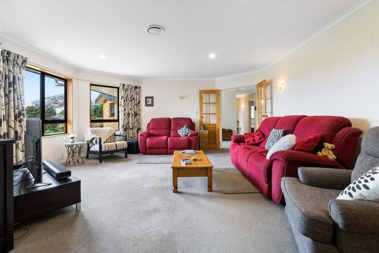 Photo of property in 18c Ashmore Drive, Frankleigh Park, New Plymouth, 4310