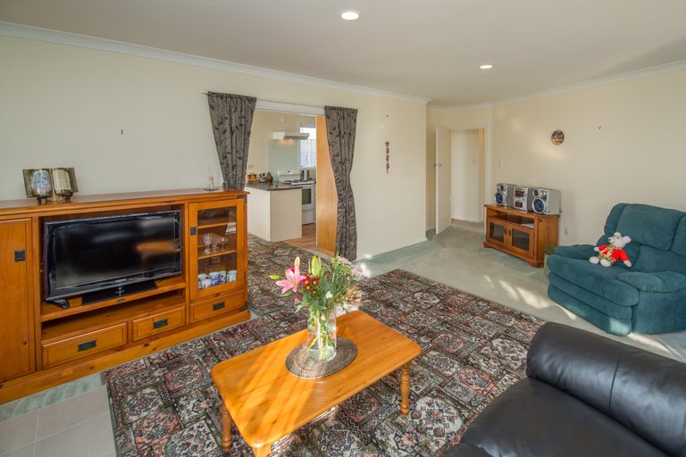 Photo of property in 23 Monowai Crescent, North New Brighton, Christchurch, 8083