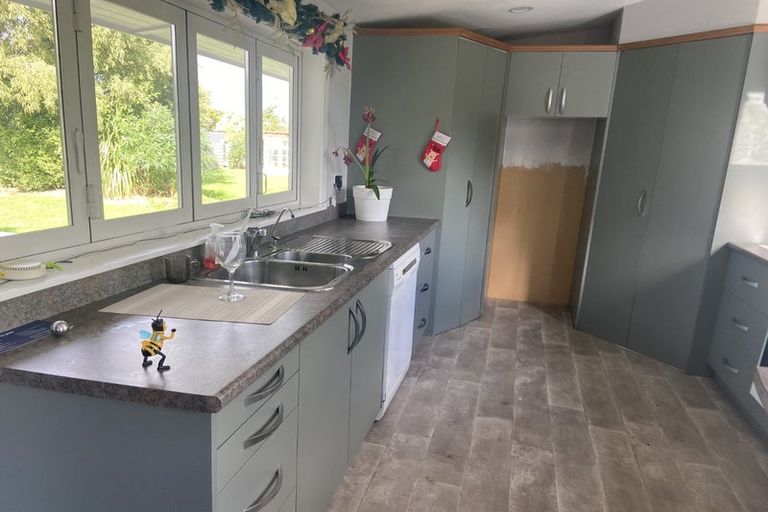 Photo of property in 39 Home Street, Winton, 9720