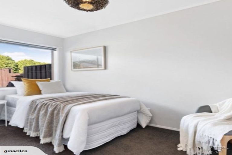 Photo of property in 2/15 Latham Avenue, Pakuranga, Auckland, 2010