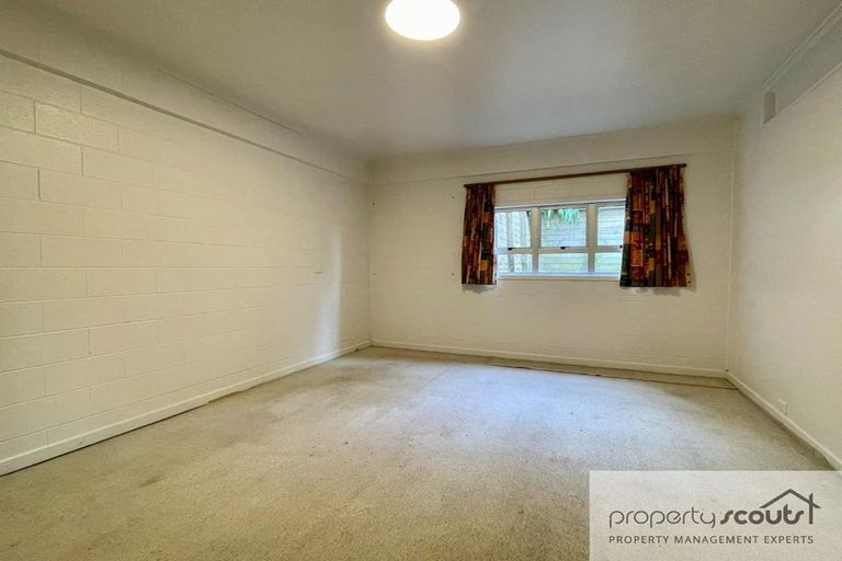 Photo of property in 89c Poplar Grove, Whalers Gate, New Plymouth, 4310