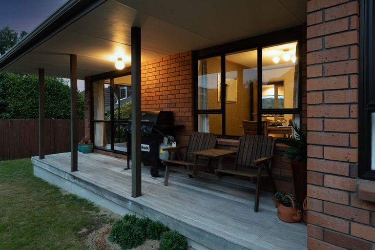 Photo of property in 7 Montrose Grove, Churton Park, Wellington, 6037