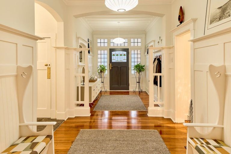 Photo of property in 18 Wairere Road, Belmont, Lower Hutt, 5010