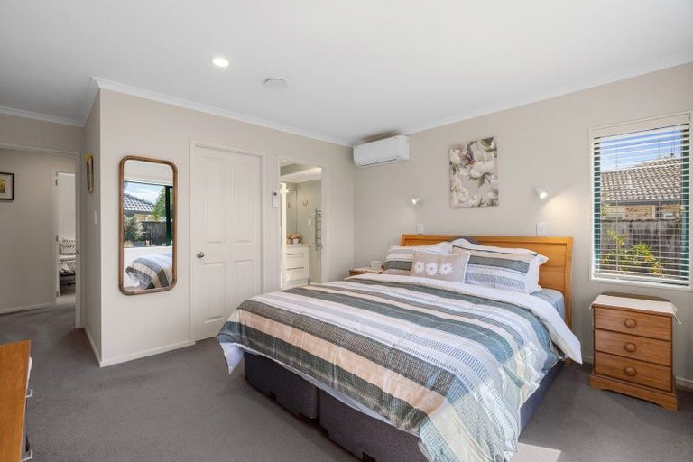 Photo of property in 5 Mahonia Place, Pyes Pa, Tauranga, 3112