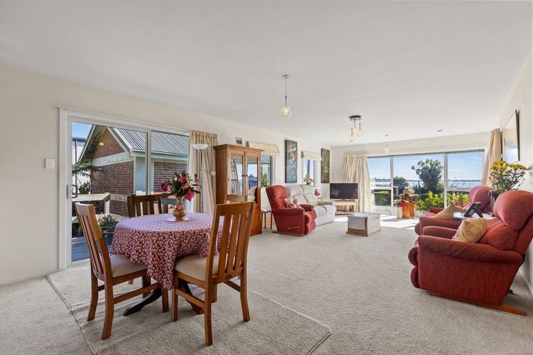 Photo of property in 2/8 Mccormacks Bay Road, Mount Pleasant, Christchurch, 8081