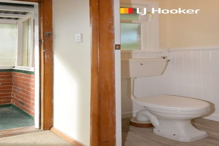 Photo of property in 35 County Road, Kaikorai, Dunedin, 9010