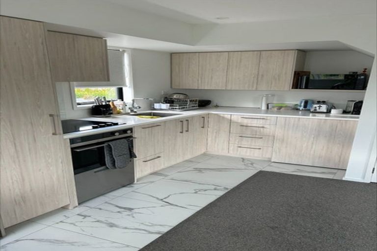 Photo of property in 1/550 Barbadoes Street, Edgeware, Christchurch, 8013