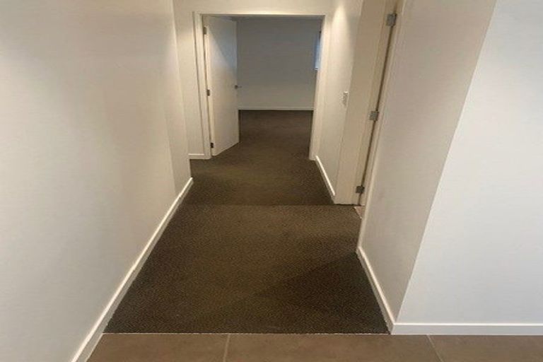 Photo of property in 18 Kellsmere Crescent, Island Bay, Wellington, 6023